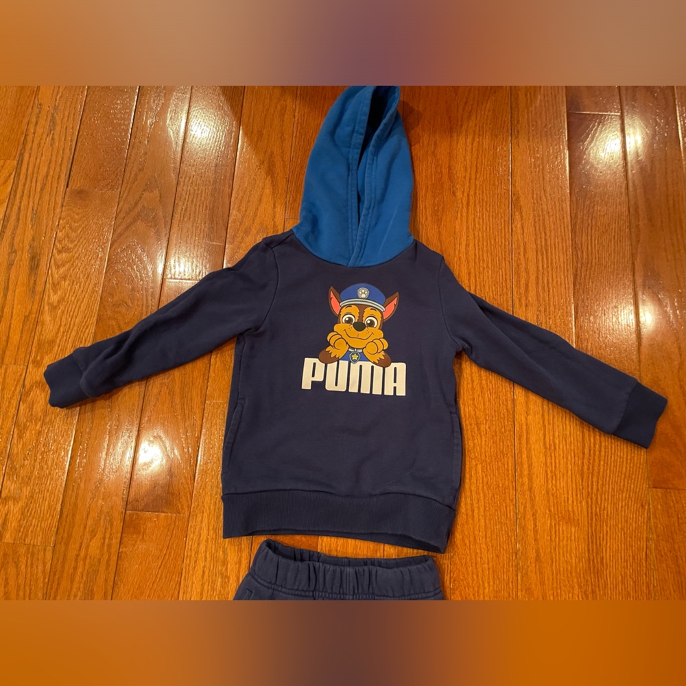 PUMA x PAW PATROL Toddler Sweatsuit Size 4 - Picture 3 of 6